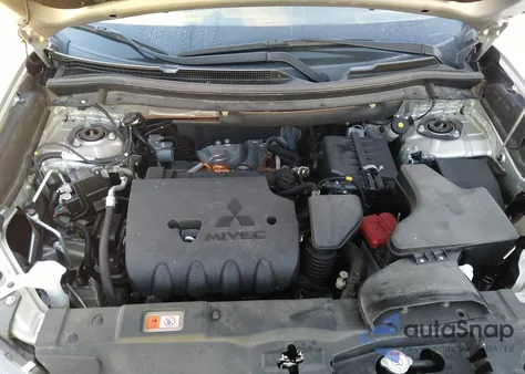 2020 Mitsubishi Outlander Se из США, поврежденный, VIN JA4AD3A30LZ032184